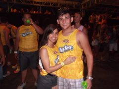 Oktober 10 Anos